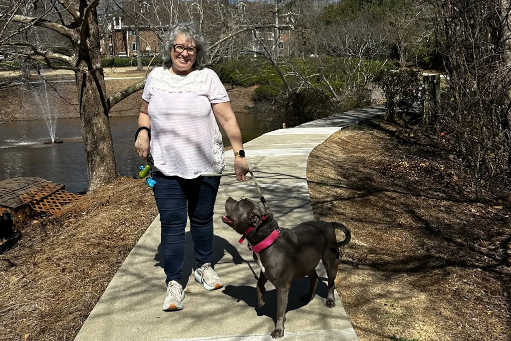 SENIOR-WALKING-DOG (1)